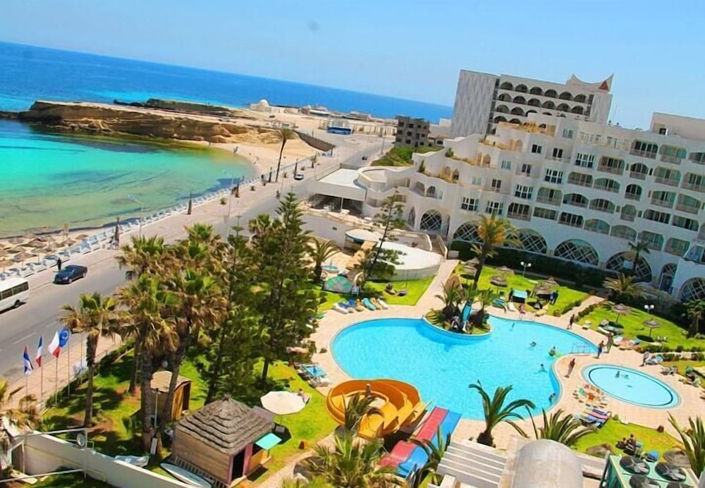 Hotel El Habib — Swimming pool in Skanes inc. Monastir, Monastir