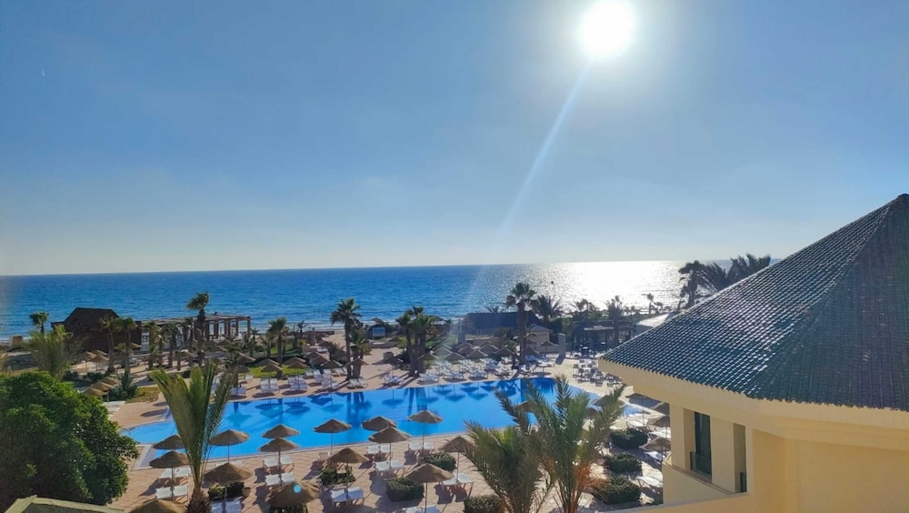 Vincci Dar Midoun — Swimming pool in Midoun, Medenine