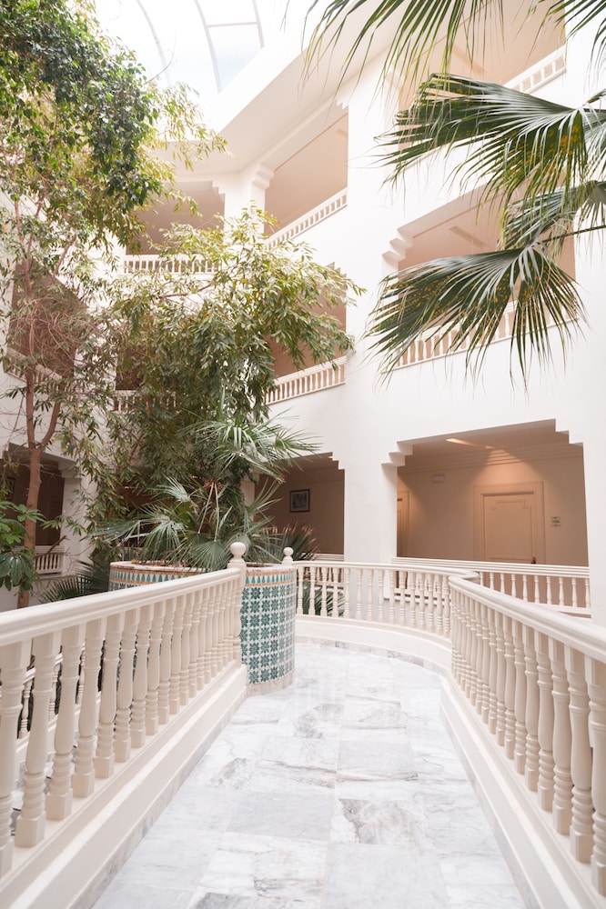 Vincci Dar Midoun — Hotel building in Midoun, Medenine