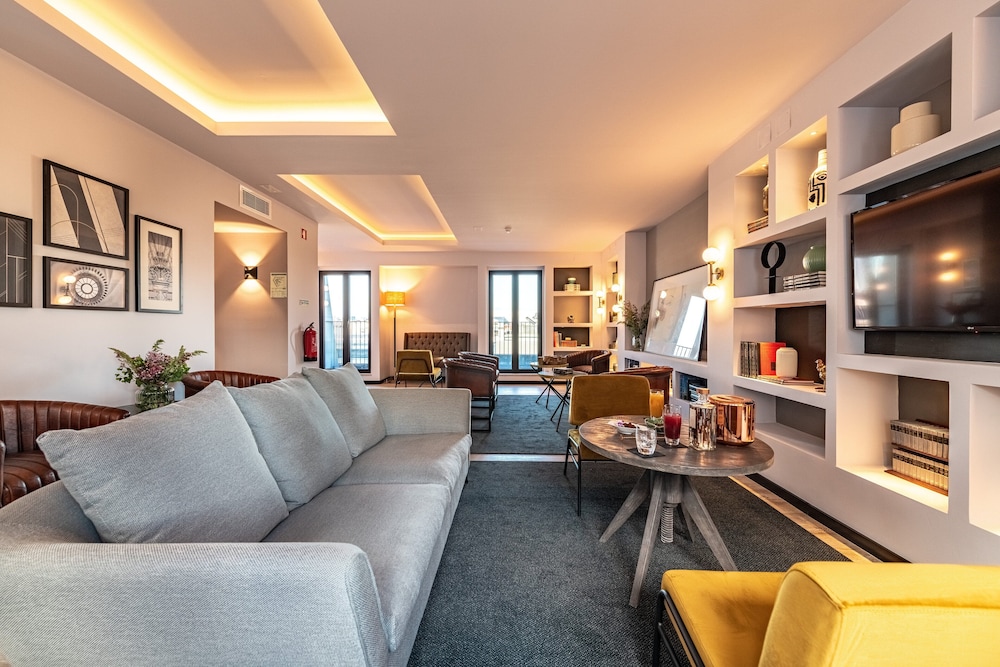 Pestana Lisboa Vintage City Center Suites — Restaurant & bars in Lisbon, Lisboa