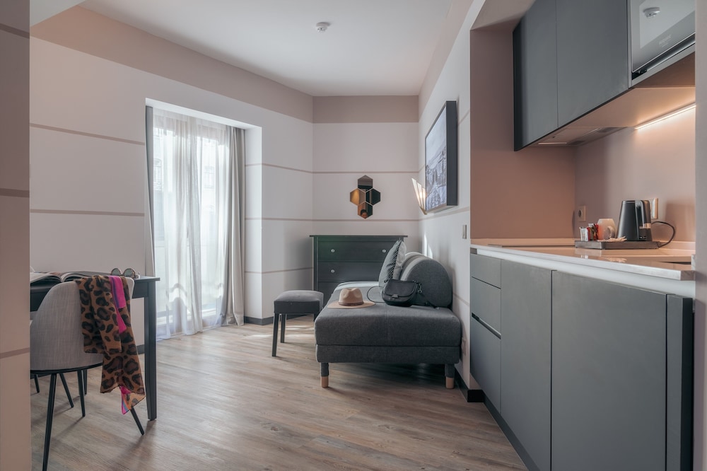 Pestana Lisboa Vintage City Center Suites — Hotel rooms in Lisbon, Lisboa
