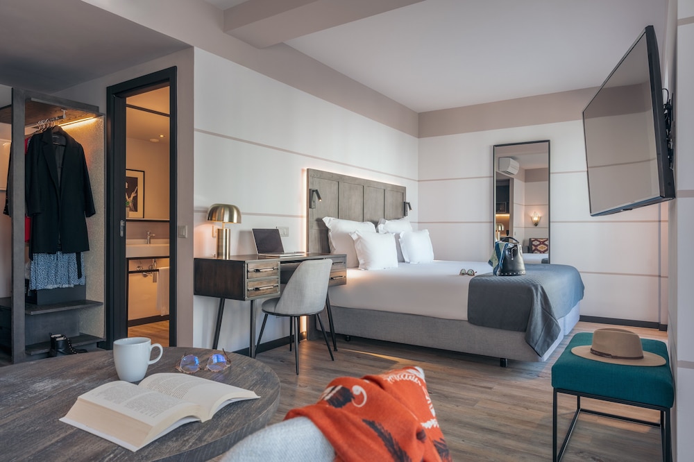 Pestana Lisboa Vintage City Center Suites — Hotel rooms in Lisbon, Lisboa
