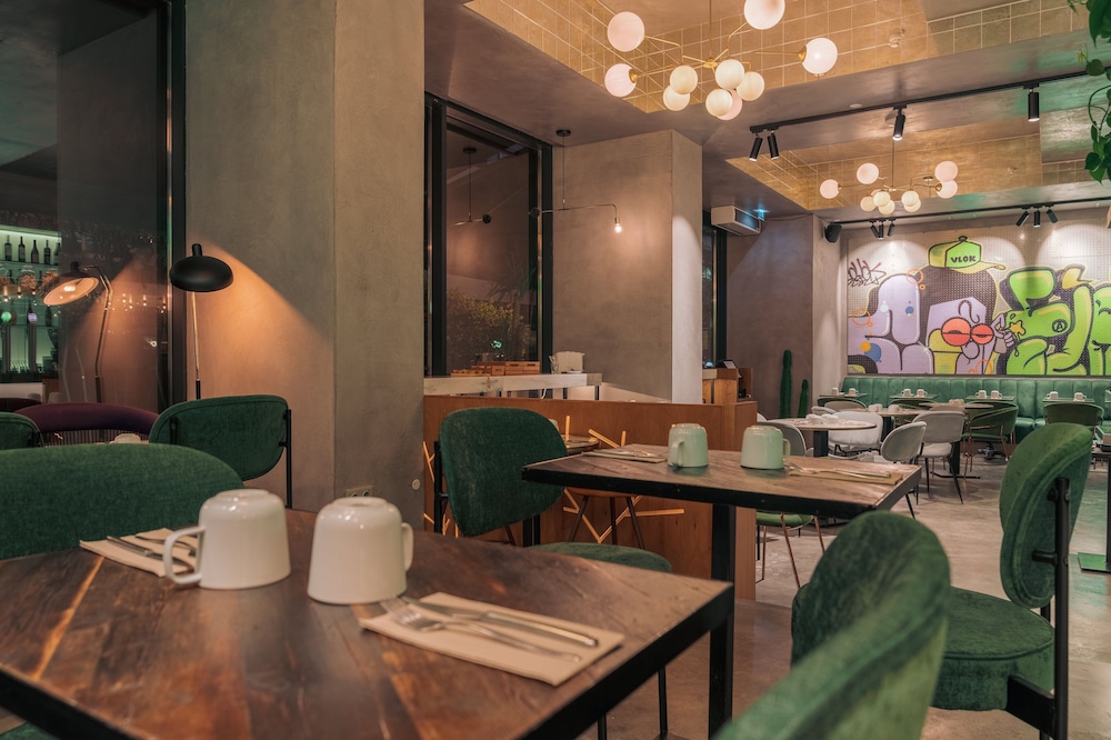 Pestana Lisboa Vintage City Center Suites — Restaurant & bars in Lisbon, Lisboa
