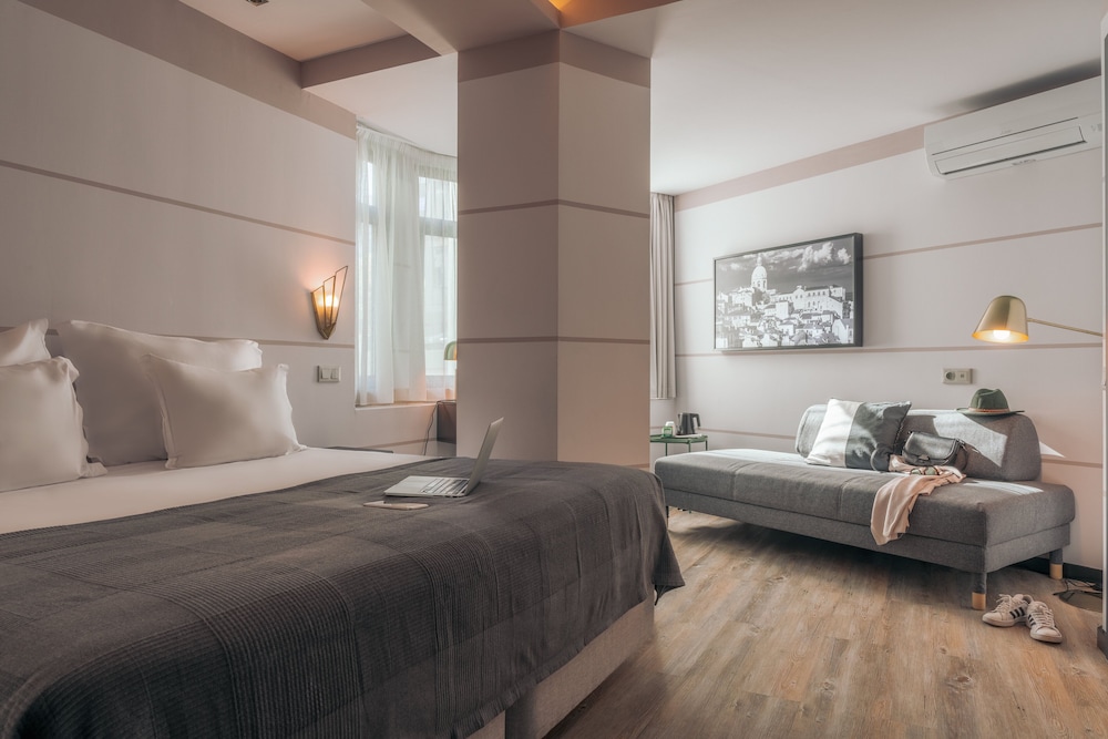 Pestana Lisboa Vintage City Center Suites — Hotel rooms in Lisbon, Lisboa