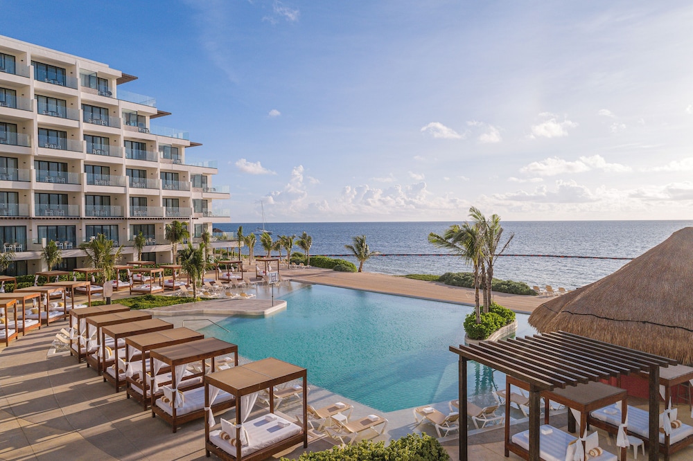 Sensira Resort & Spa Riviera Maya – All Inclusive — Swimming pool in Puerto Morelos, Quintana Roo
