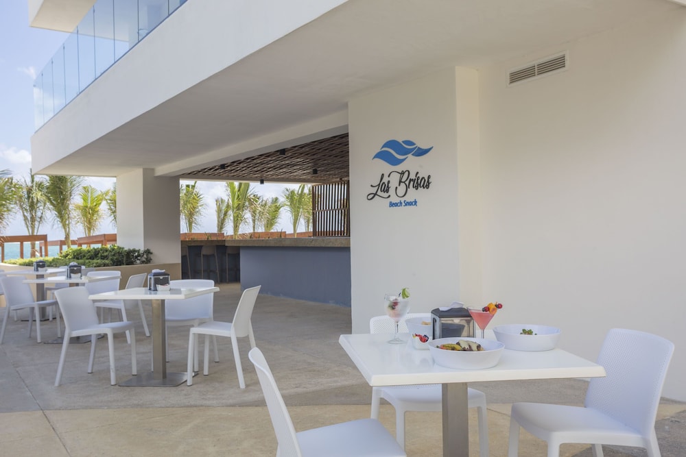 Sensira Resort & Spa Riviera Maya – All Inclusive — Restaurant & bars in Puerto Morelos, Quintana Roo