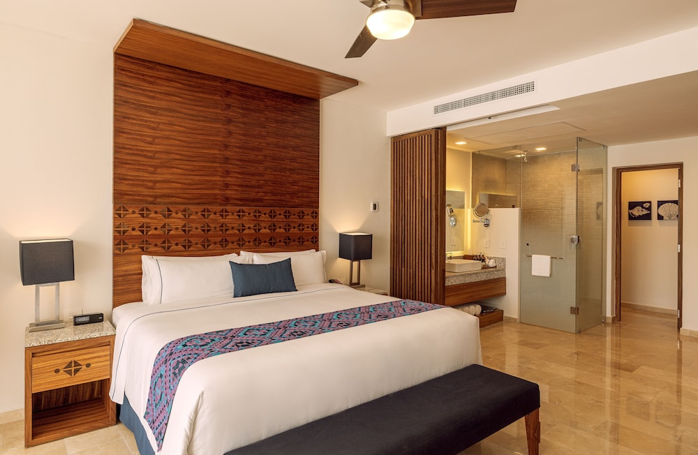 Sensira Resort & Spa Riviera Maya – All Inclusive — Hotel rooms in Puerto Morelos, Quintana Roo
