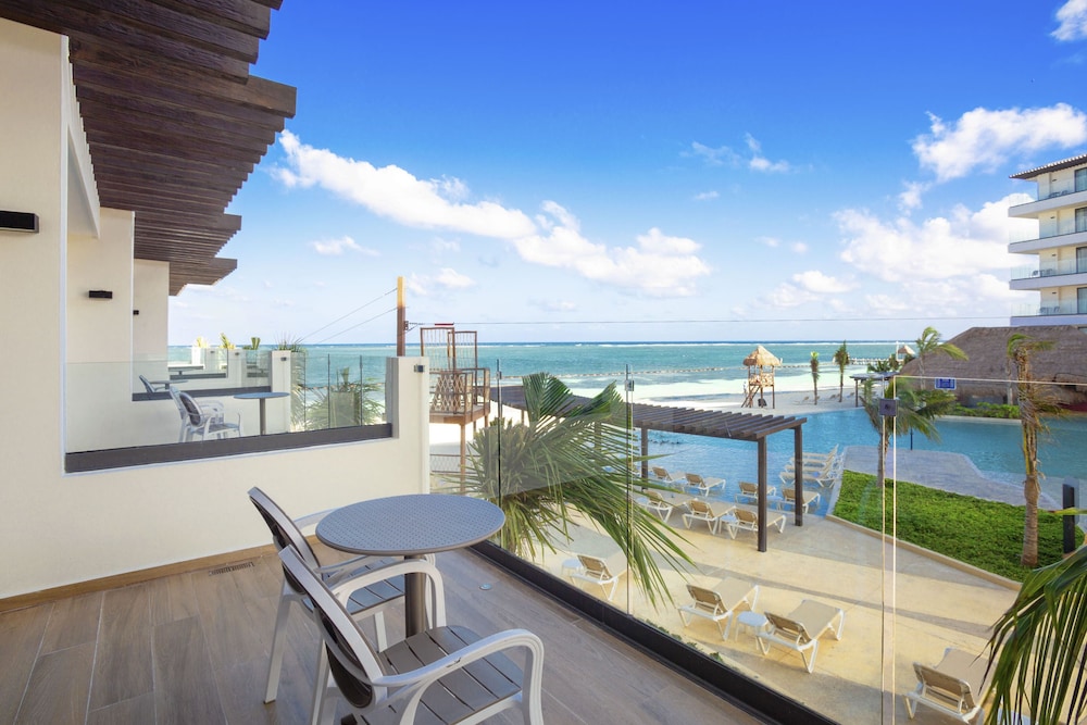Sensira Resort & Spa Riviera Maya – All Inclusive — Beach in Puerto Morelos, Quintana Roo
