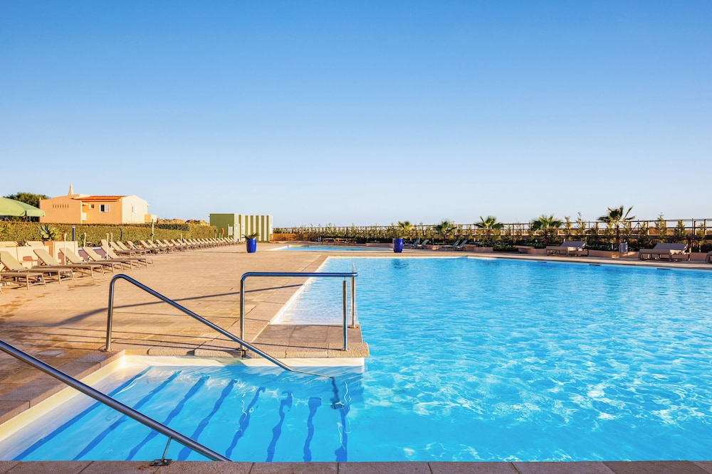 Pestana Alvor Beach Villas — Swimming pool in Alvor, Faro