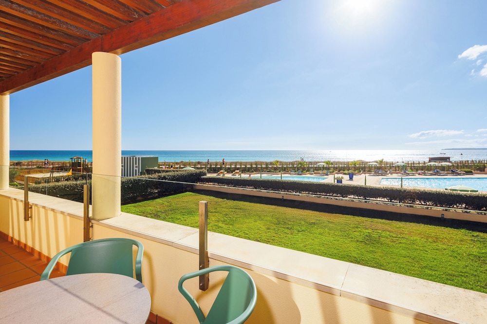 Pestana Alvor Beach Villas — Swimming pool in Alvor, Faro