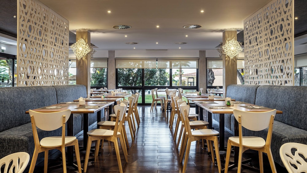 Pestana Alvor Beach Villas — Restaurant & bars in Alvor, Faro