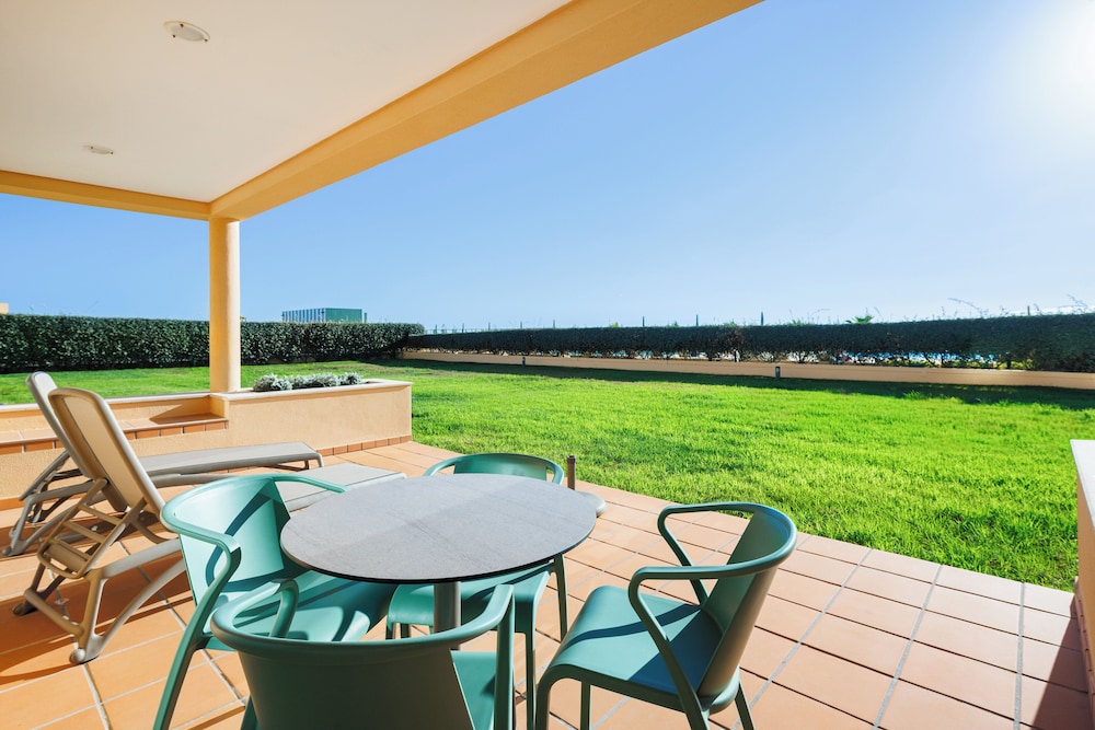 Pestana Alvor Beach Villas — Hotel building in Alvor, Faro