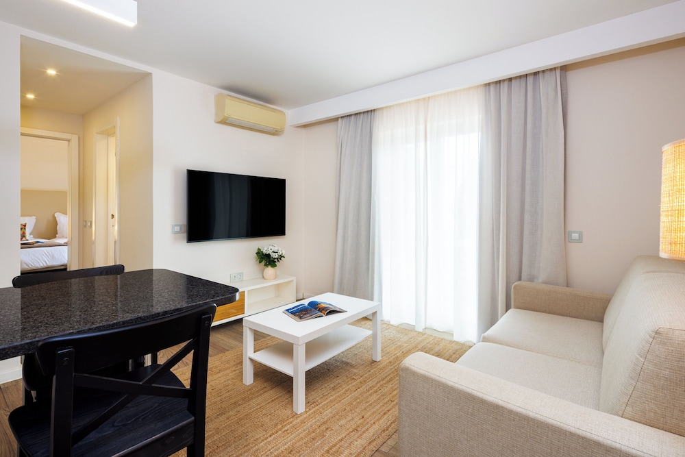 Pestana Alvor Beach Villas — Hotel rooms in Alvor, Faro