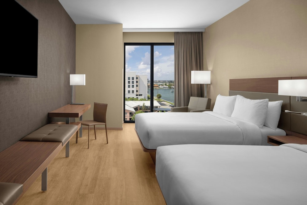 AC Hotel by Marriott Clearwater Beach — Hotel rooms in Clearwater, Florida