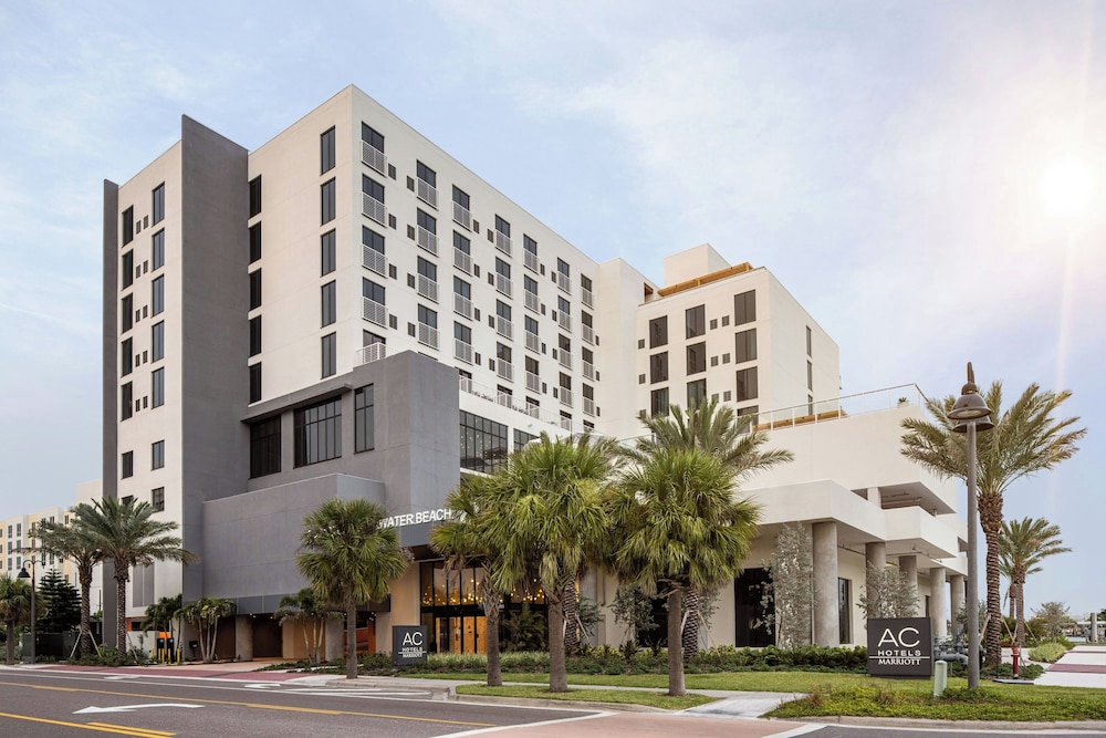 AC Hotel by Marriott Clearwater Beach — Hotel building in Clearwater, Florida
