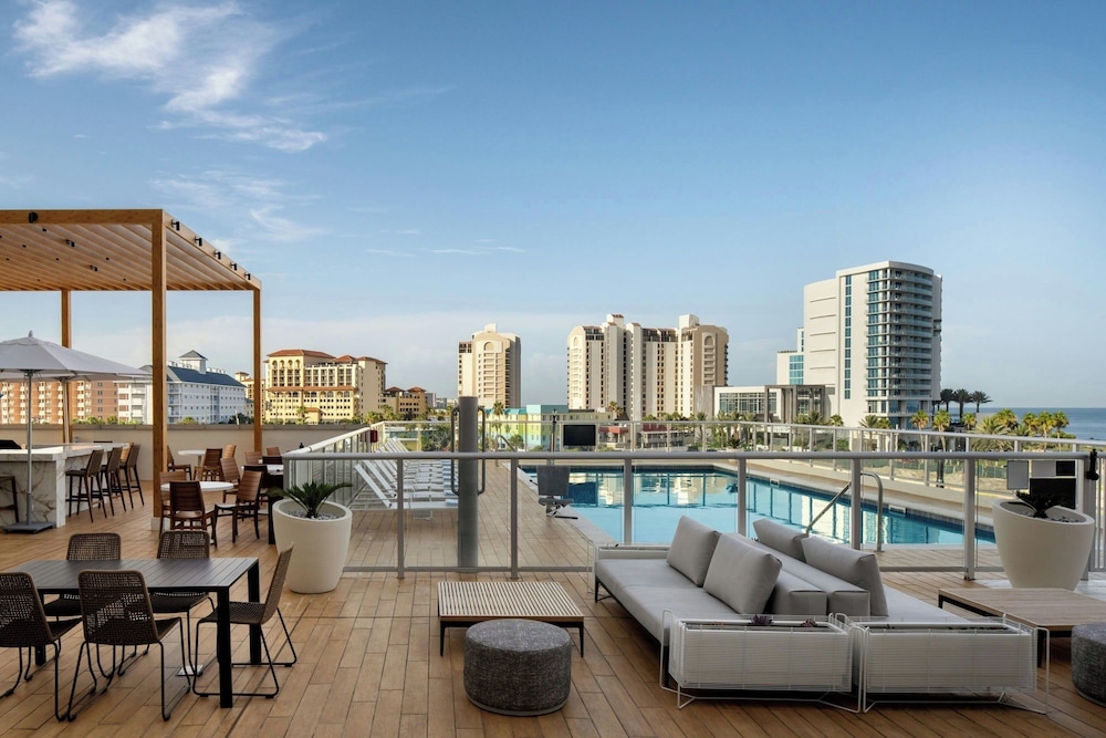 AC Hotel by Marriott Clearwater Beach — Swimming pool in Clearwater, Florida