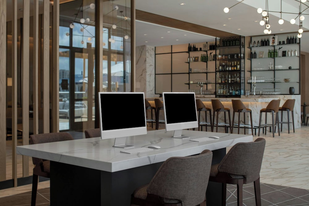 AC Hotel by Marriott Clearwater Beach — Restaurant & bars in Clearwater, Florida
