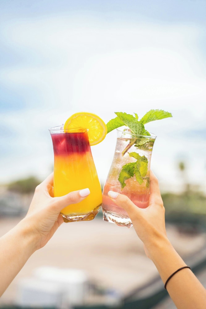 AC Hotel by Marriott Clearwater Beach — Restaurant & bars in Clearwater, Florida