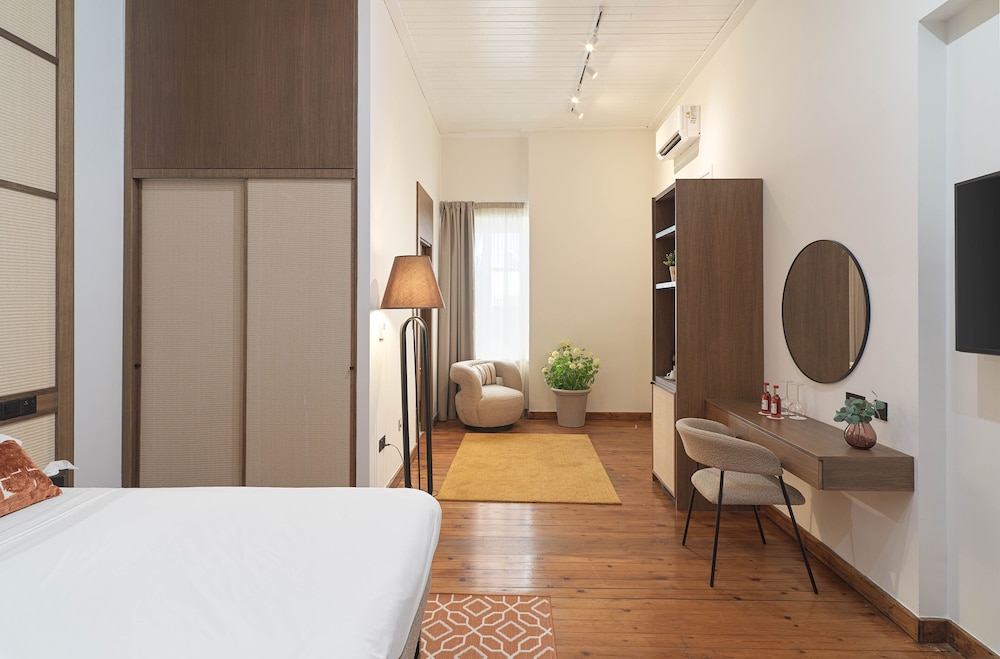 Leonardo Boutique Hotel Larnaca — Hotel rooms in Larnaca, Larnaca Region
