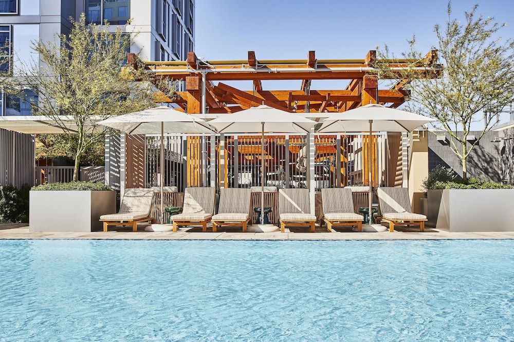 Conrad Los Angeles