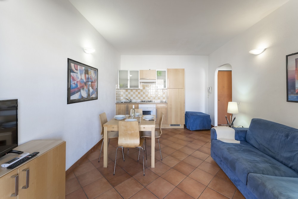 Residence Cristal Blu — Hotel rooms in Capo Testa, Sardinia