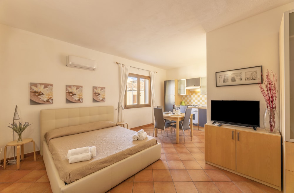 Residence Cristal Blu — Hotel rooms in Capo Testa, Sardinia