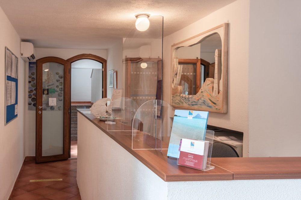Residence Cristal Blu — Hotel building in Capo Testa, Sardinia