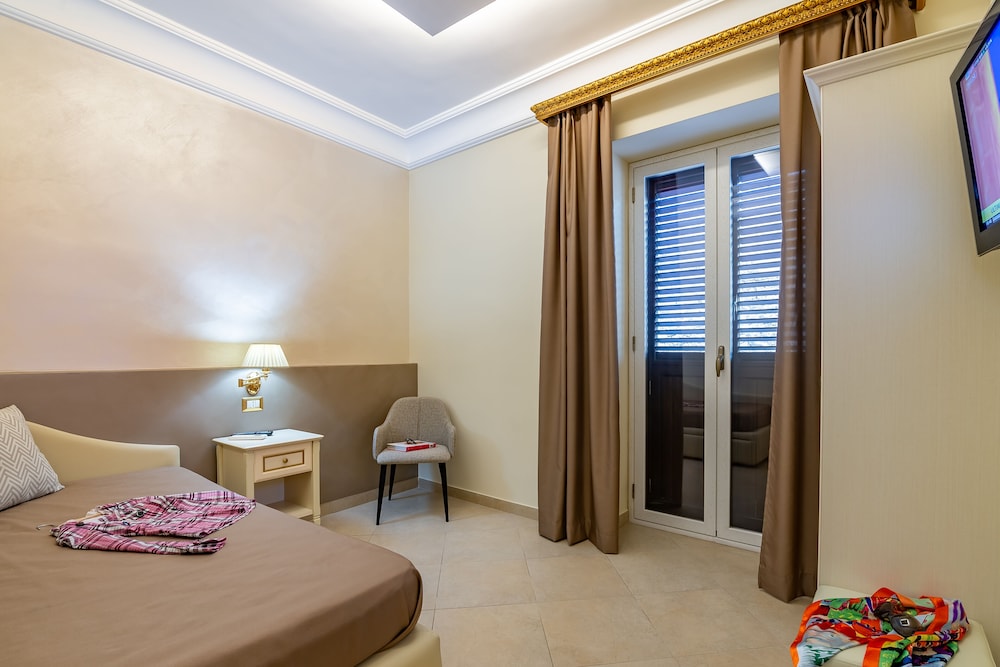 Vittorio Emanuele Boutique Hotel — Hotel rooms in Sciacca, Sicily