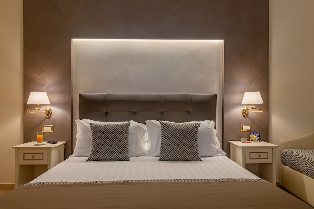 Vittorio Emanuele Boutique Hotel — Hotel rooms in Sciacca, Sicily