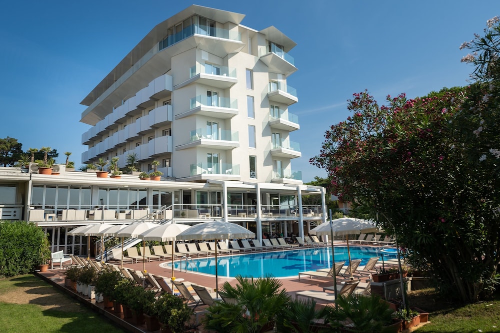 Hotel Garden Sea - zdjęcie 2