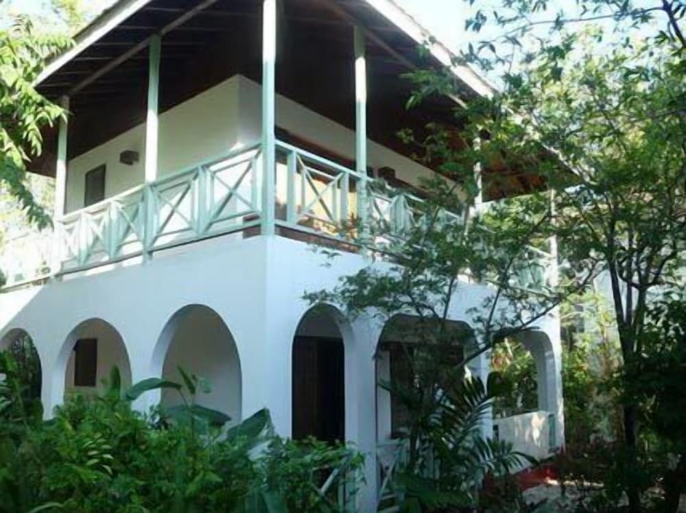 LTU Garden — Hotel building in Negril