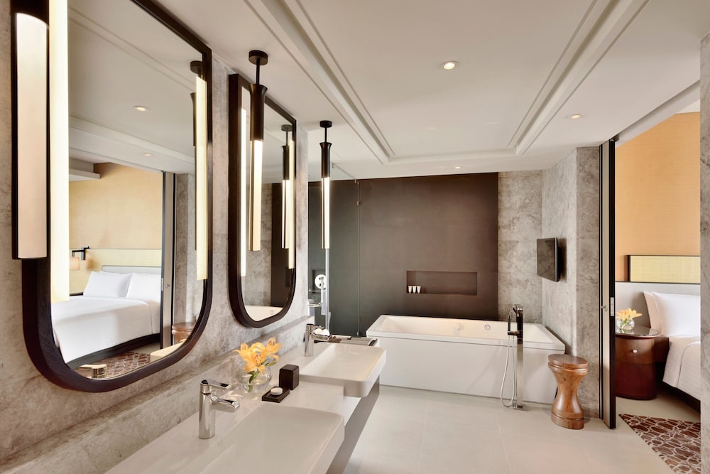 Weligama Bay Marriott Resort & Spa — Hotel rooms in Weligama