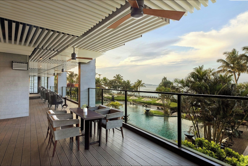 Weligama Bay Marriott Resort & Spa — Restaurant & bars in Weligama