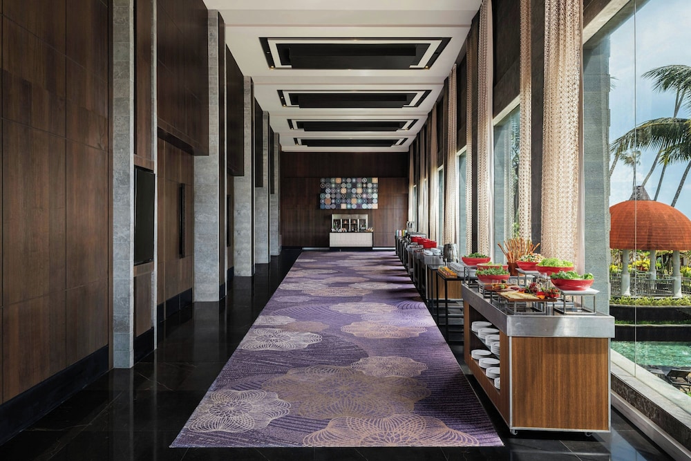 Weligama Bay Marriott Resort & Spa — Restaurant & bars in Weligama