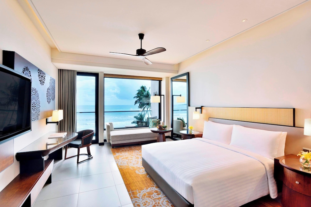 Weligama Bay Marriott Resort & Spa — Hotel rooms in Weligama
