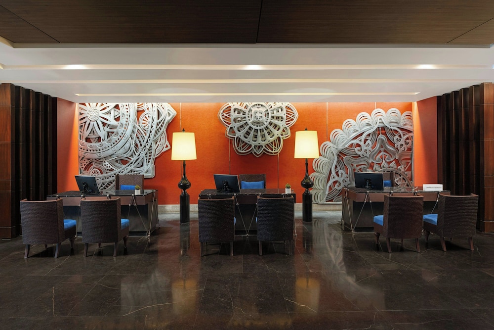 Weligama Bay Marriott Resort & Spa — Hotel building in Weligama