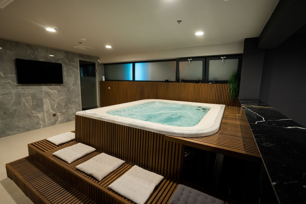 Marinus Beach Hotel — Spa in Marina, Split-Dalmatia