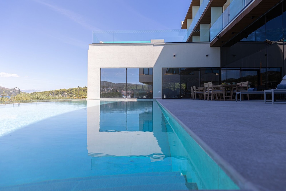 Marinus Beach Hotel — Swimming pool in Marina, Split-Dalmatia
