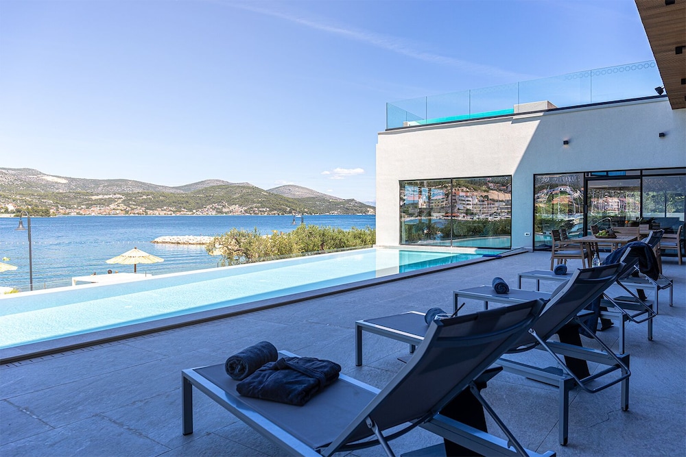 Marinus Beach Hotel — Swimming pool in Marina, Split-Dalmatia