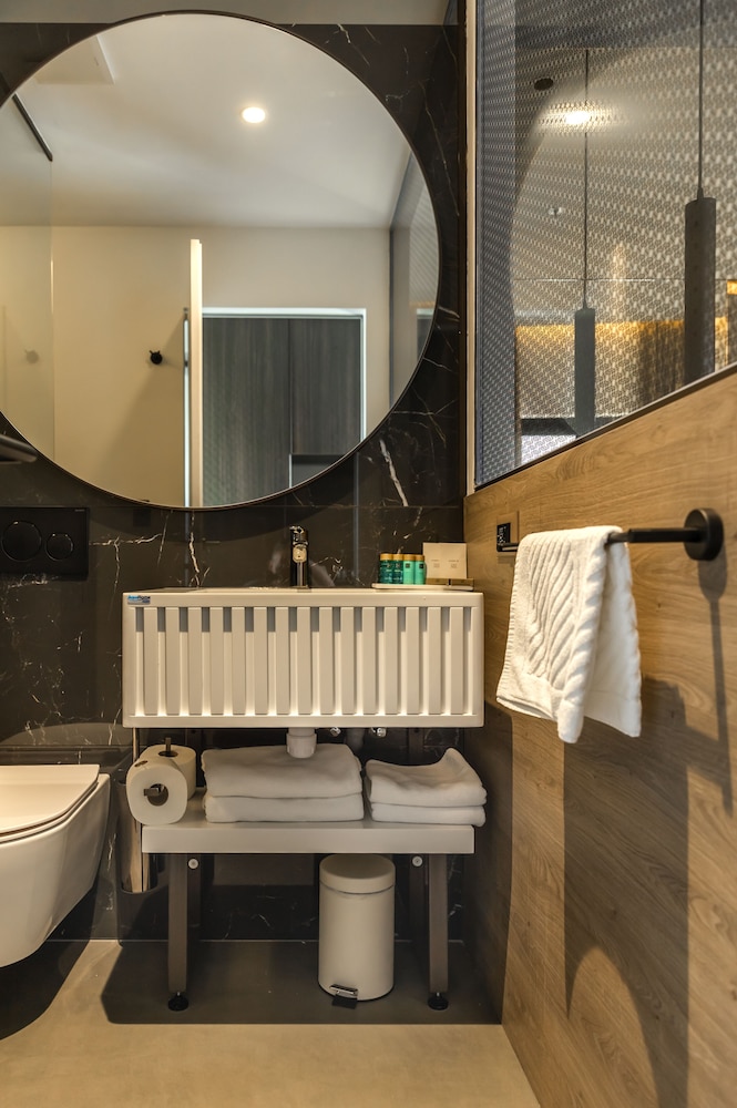 Marinus Beach Hotel — Hotel rooms in Marina, Split-Dalmatia