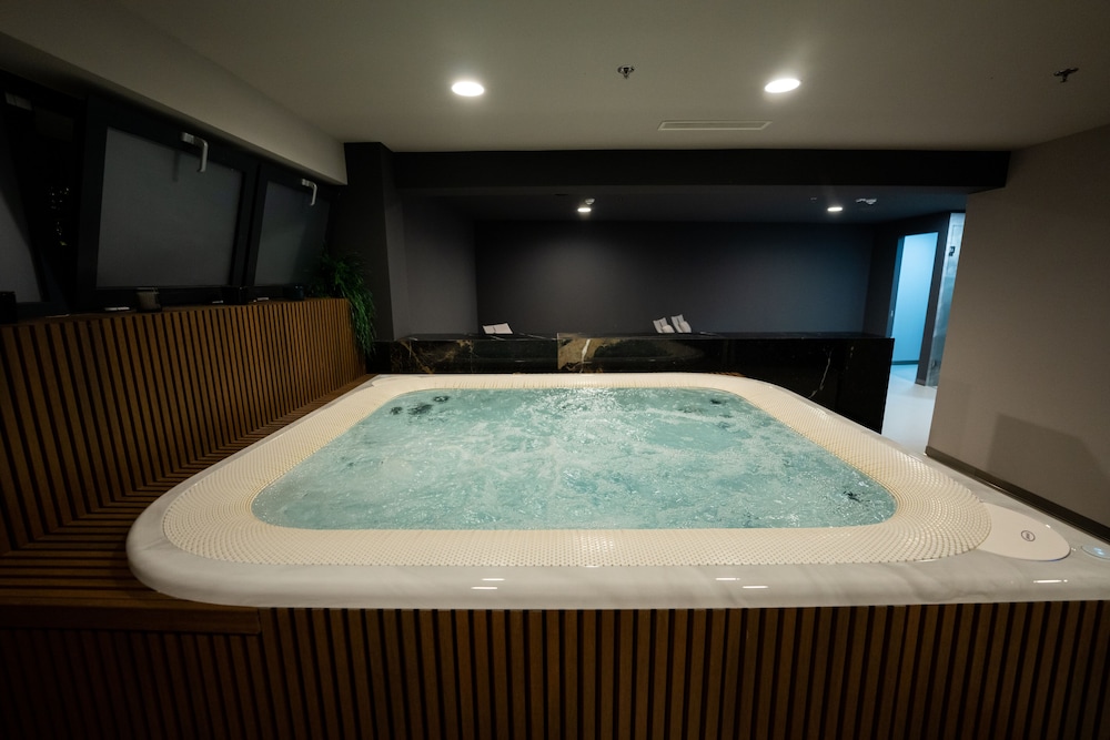 Marinus Beach Hotel — Spa in Marina, Split-Dalmatia