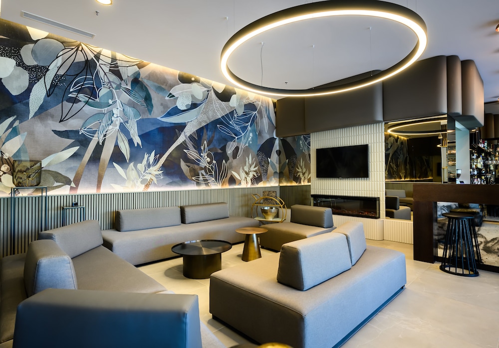 Marinus Beach Hotel — Restaurant & bars in Marina, Split-Dalmatia