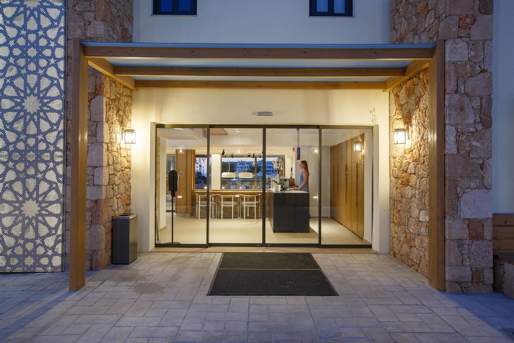 Aloe Boutique Hotel — Hotel building in Hersonissos