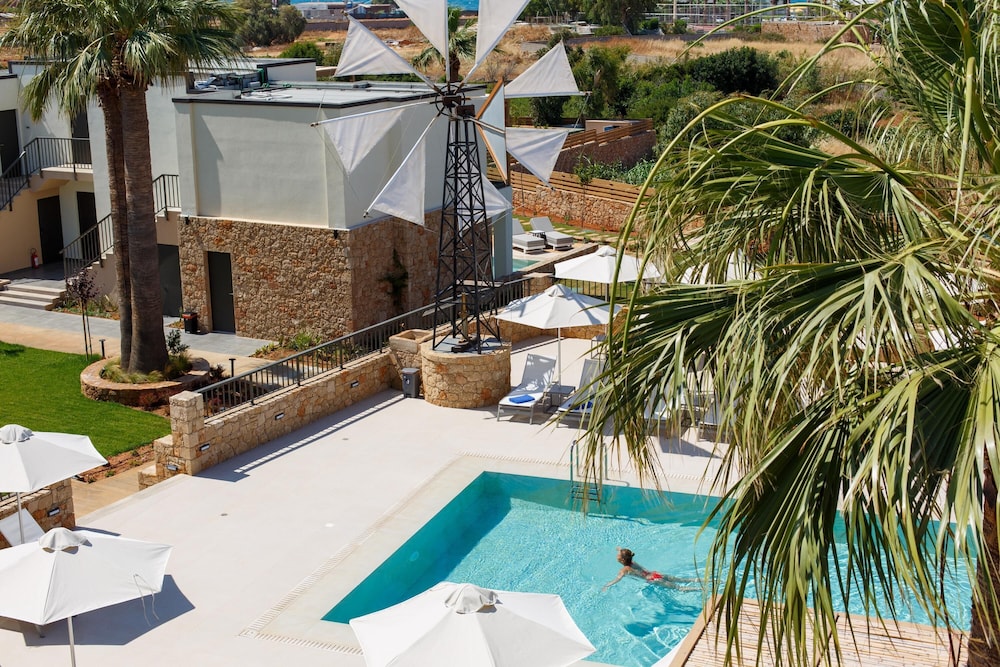 Aloe Boutique Hotel — Swimming pool in Hersonissos
