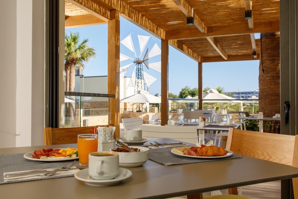 Aloe Boutique Hotel — Restaurant & bars in Hersonissos