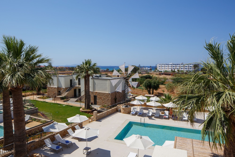 Aloe Boutique Hotel — Swimming pool in Hersonissos