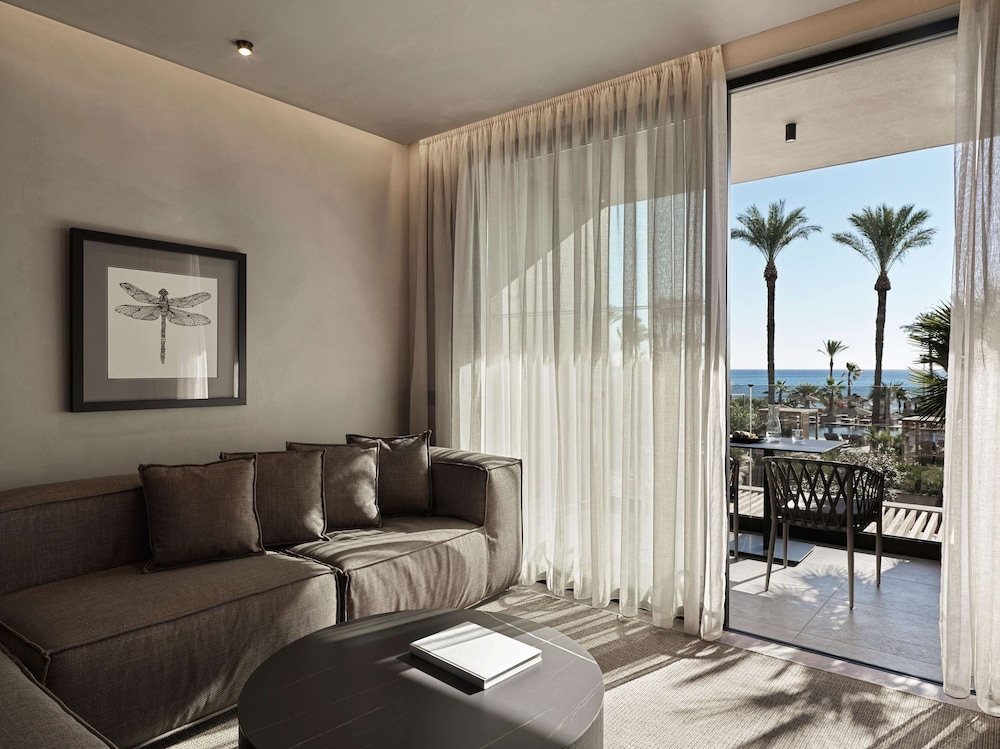 Ammades All Suites Beach Hotel & Spa - Adults Only — Hotel rooms in Faliraki, South Aegean