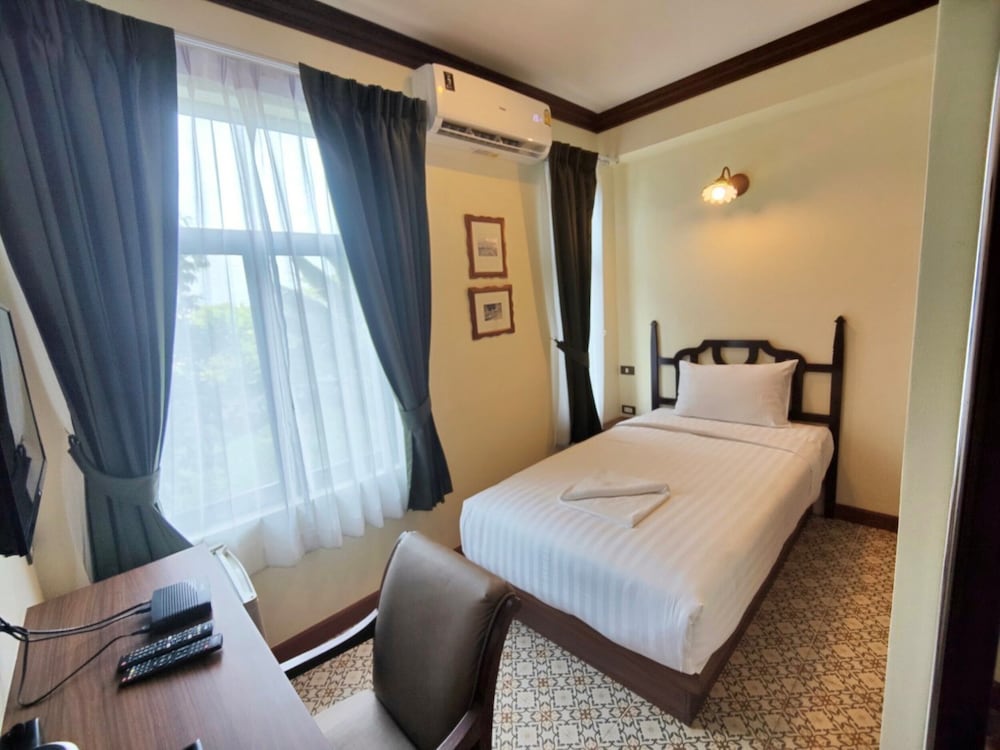 Baan Chao Khun Hotel — Hotel rooms in Bangkok, Bangkok