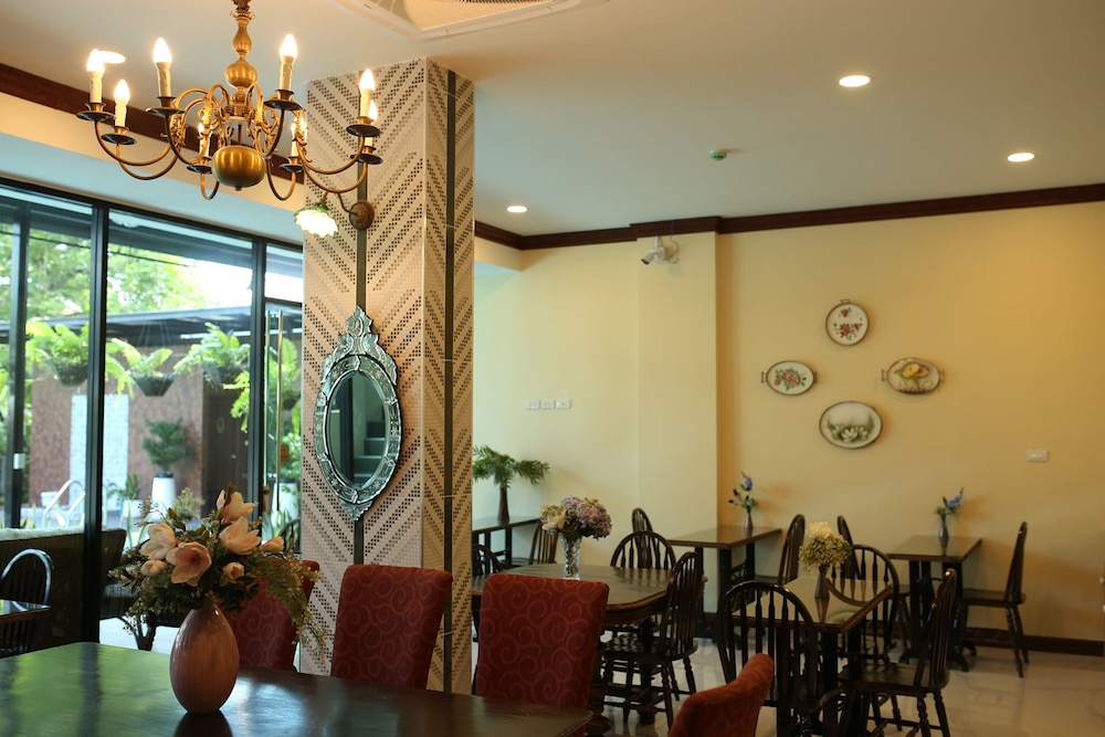 Baan Chao Khun Hotel — Restaurant & bars in Bangkok, Bangkok