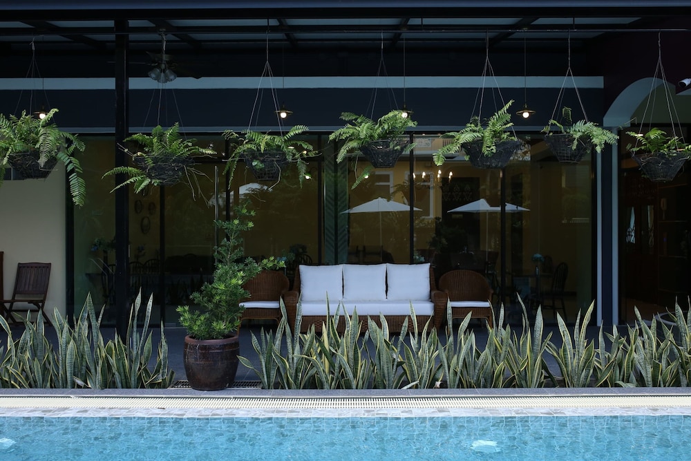 Baan Chao Khun Hotel — Swimming pool in Bangkok, Bangkok